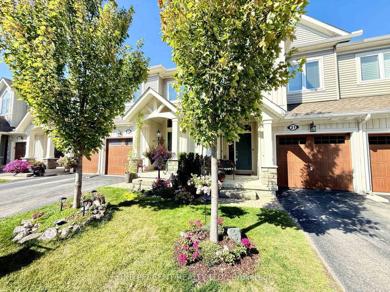 21 Lett Ave, Collingwood, L9Y 0Z5 | Image 2