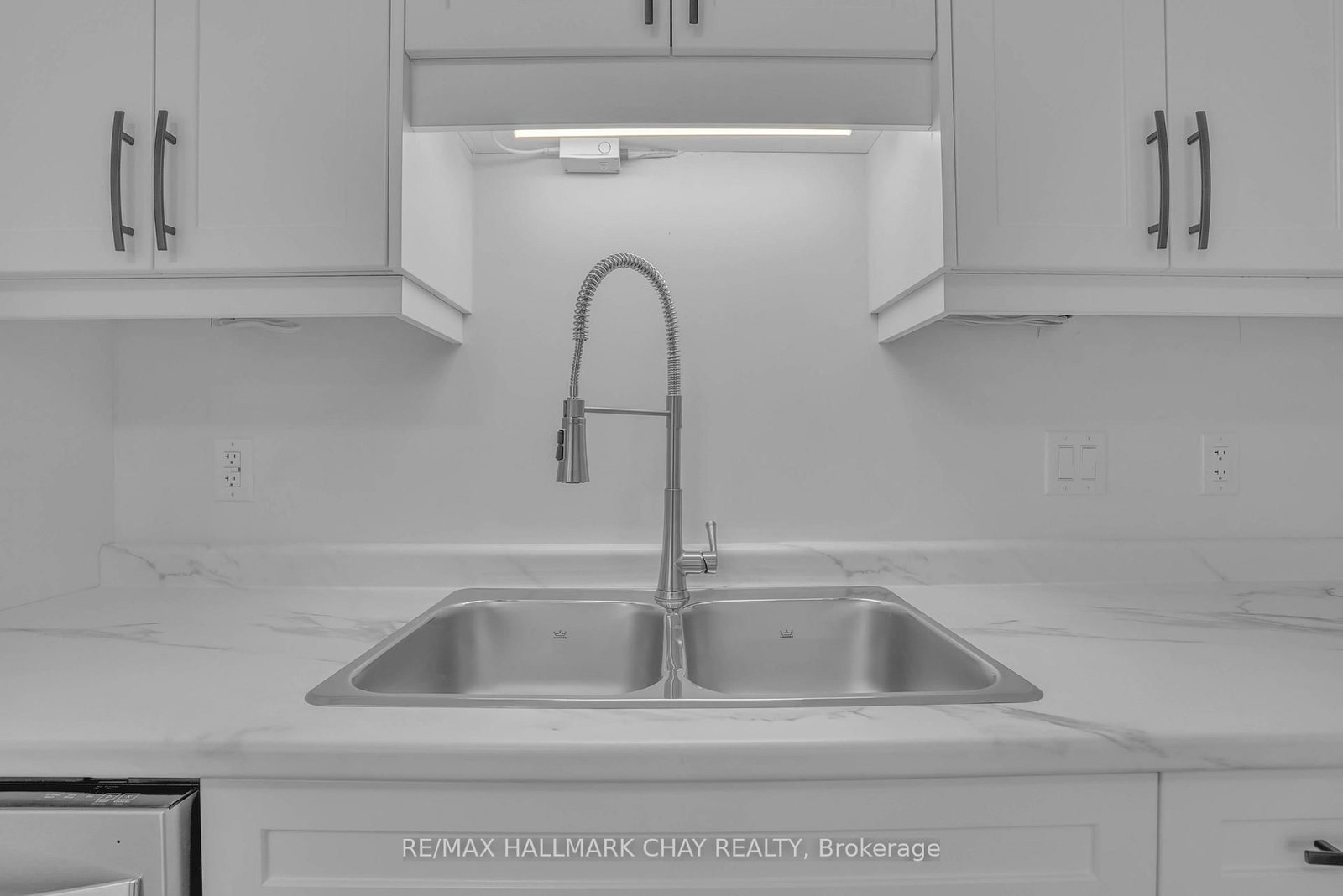 Townhouse for sale at Lot 30 169 Queen Street, Springwater, Ontario, L0L 1P0 - Elmvale - MLS: S12468207