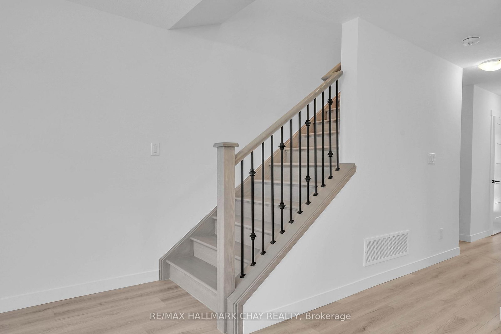 Townhouse for sale at Lot 30 169 Queen Street, Springwater, Ontario, L0L 1P0 - Elmvale - MLS: S12468207