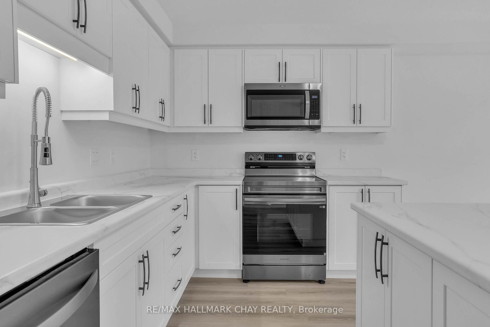 Townhouse for sale at Lot 12 169 Queen Street, Springwater, Ontario, L0L 1P0 - Elmvale - MLS: S12468389