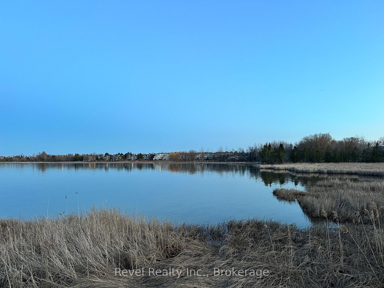 24 Ramblings Way, Unit 305 - Photo 15