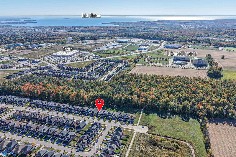 2997 Stone Ridge Blvd, Orillia, L3V 8J5 | Image 2