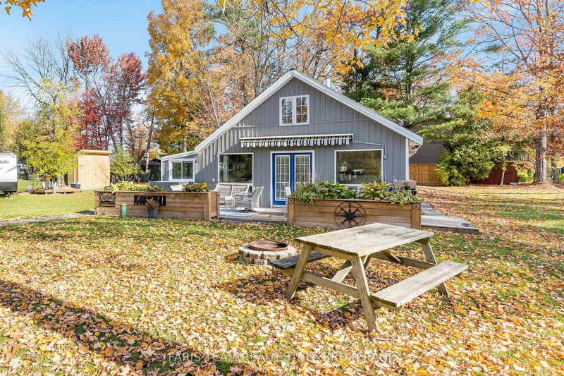 53 Playfair Dr, Tay, L0K 2C0 | Image 3