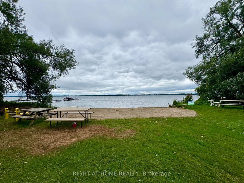 3392 Coronation Ave, Severn, L0K 1G0 | Image 3