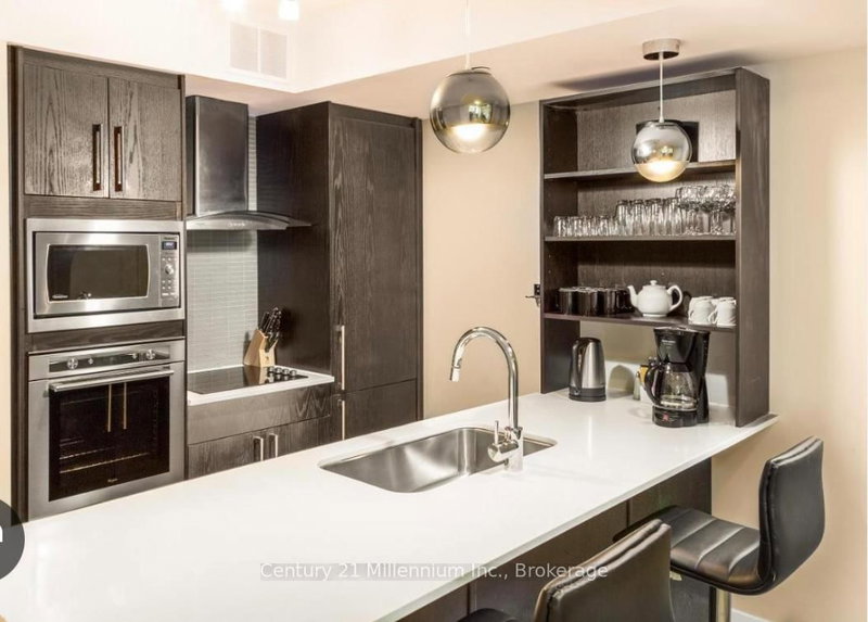 5404-54 - 9 Harbour St, Collingwood, L9Y 5C5 | Image 3