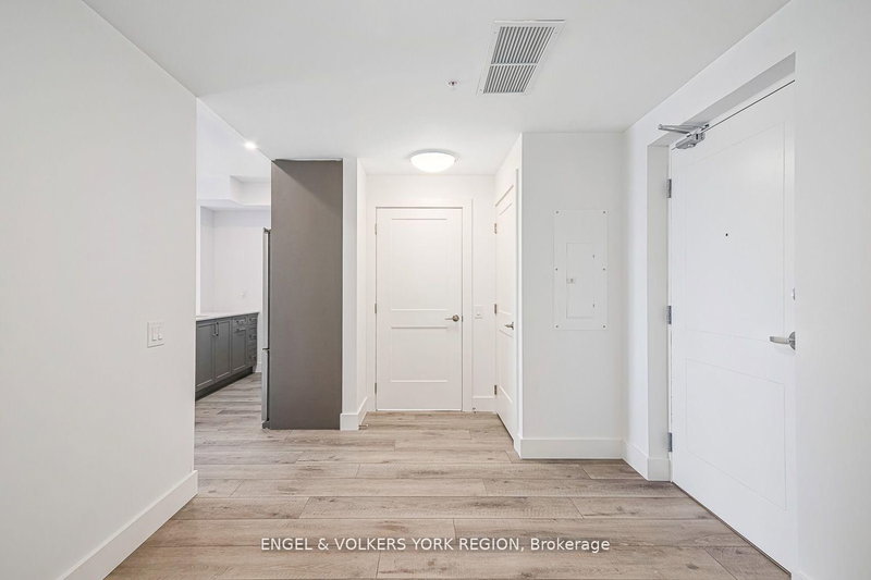 327 - 4 Kimberly Lane E, Collingwood, L9Y 5T6 | Image 3