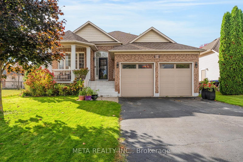 49 RED PINE Cres, Wasaga Beach, L9Z 3B2 | Image 2