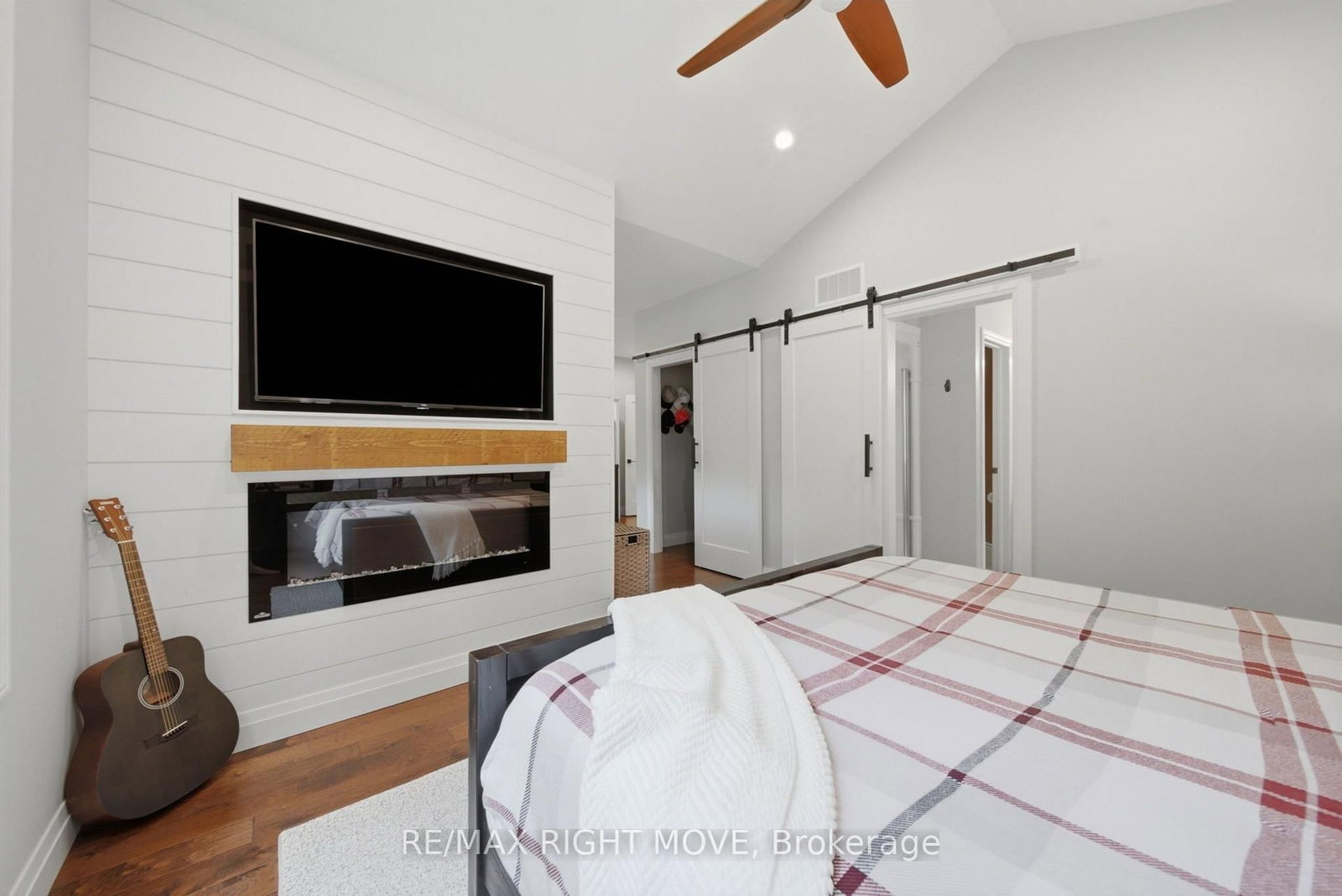 143 Bass Line • Oro-Medonte, ON photo 18