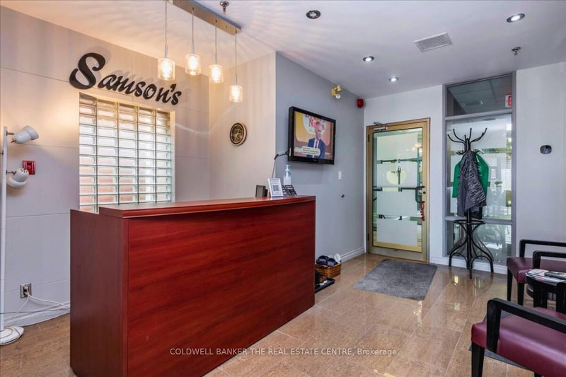 200 - 50 Dunlop St E, Barrie, L4M 6J9 | Image 3