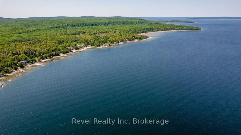 2 Seguin Cres, Tiny, L9M 0C9 | Image 2