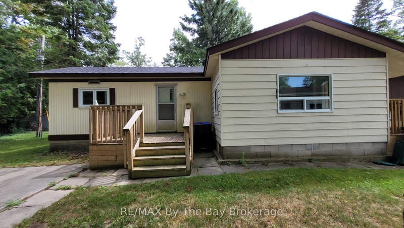 50 GEORGIAN GLEN Dr, Wasaga Beach, L9Z 1K7 | Image 2