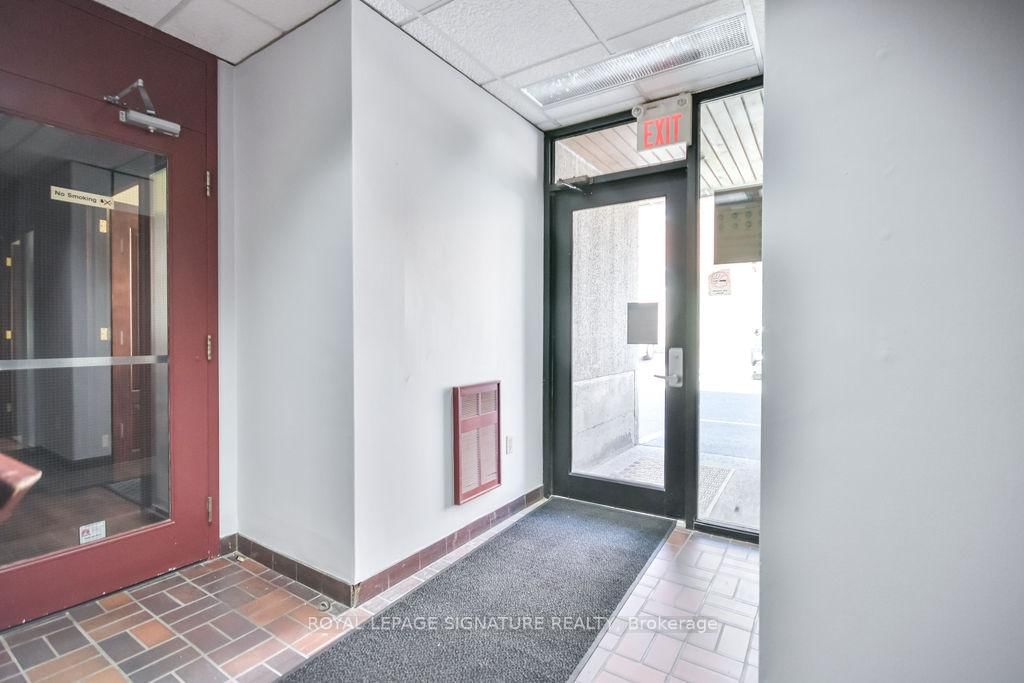 19 Front Street N, Unit 100 - Photo 19