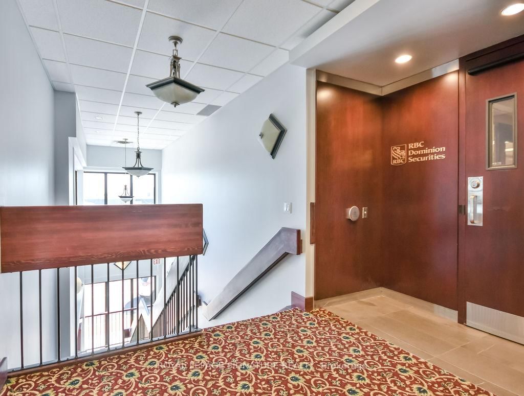 19 Front Street N, Unit 202 - Photo 4