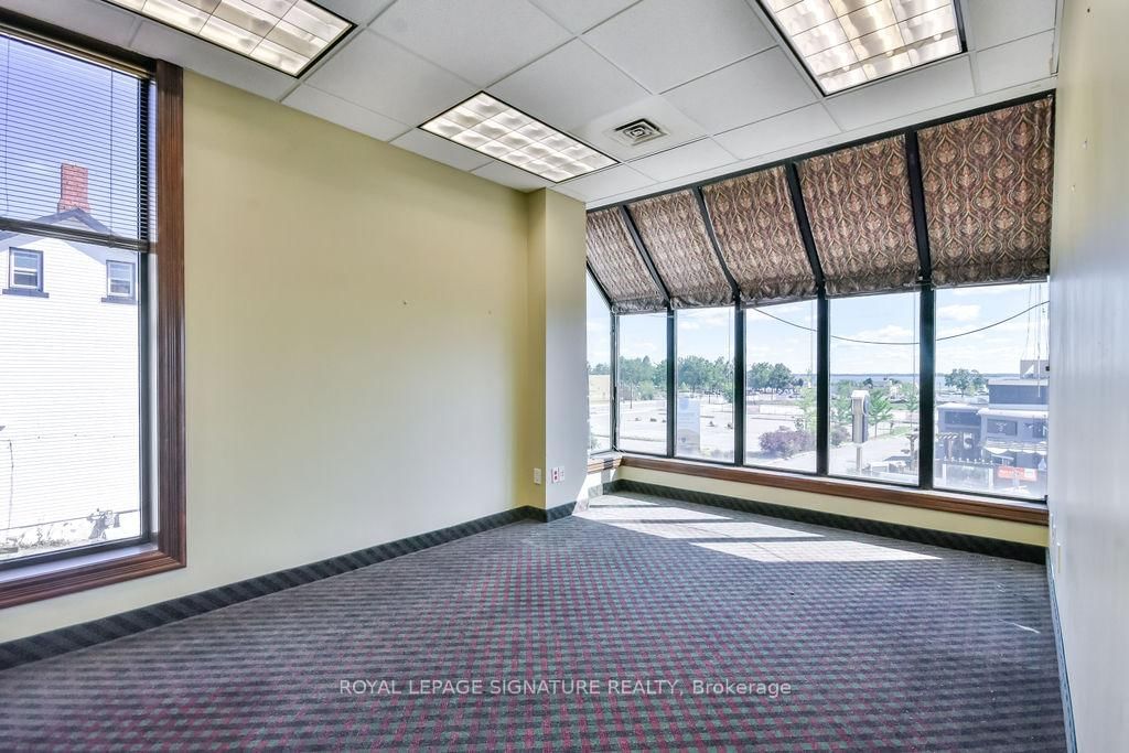 19 Front Street N, Unit 202 - Photo 7