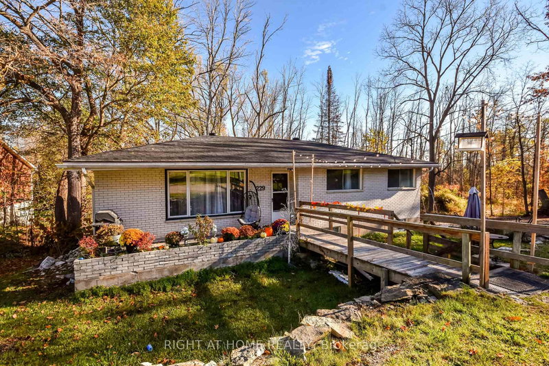 229 Mountain Ave, Tay, L0K 2C0 | Image 2