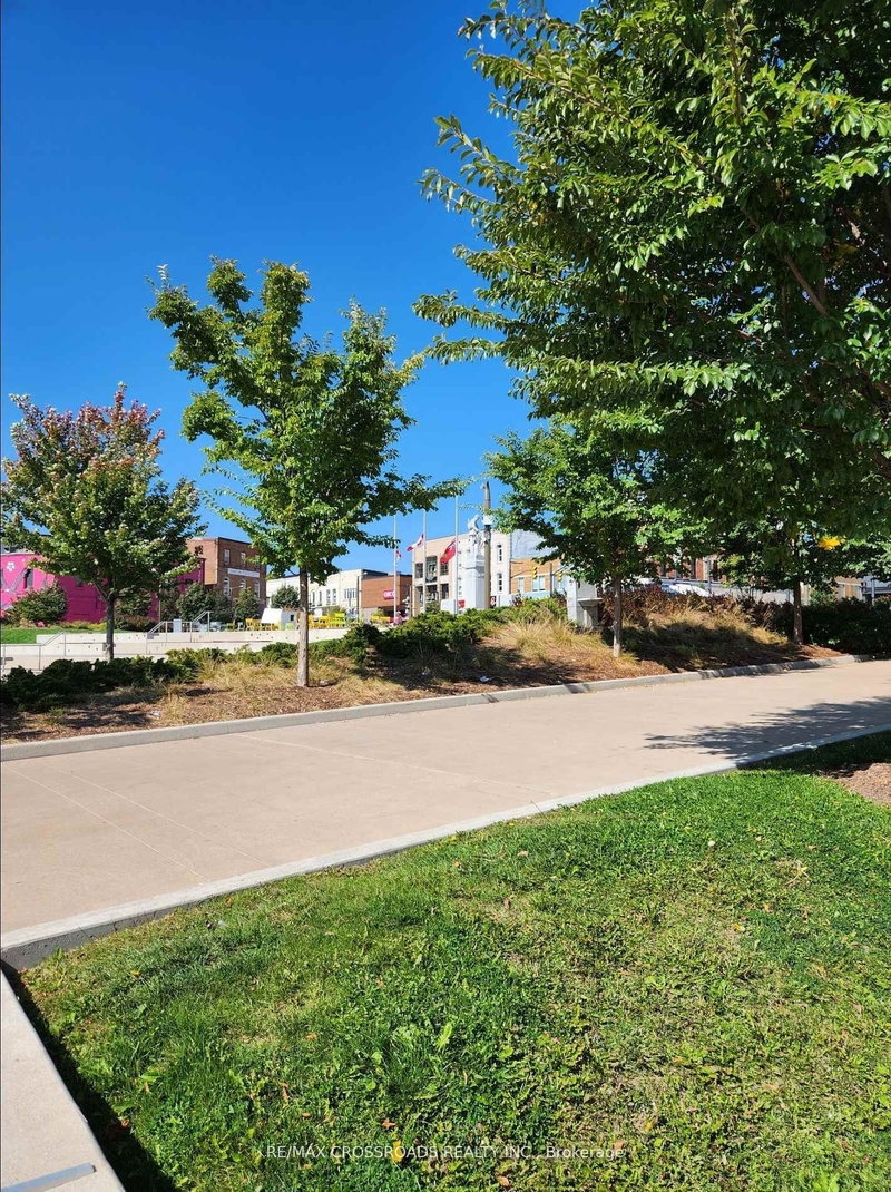 200 - 50 Dunlop St E, Barrie, L4M 6J9 | Image 3