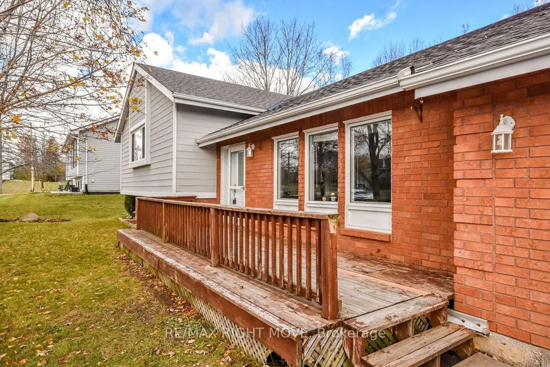 3811 Leo Cres, Ramara, L3V 0L1 | Image 2