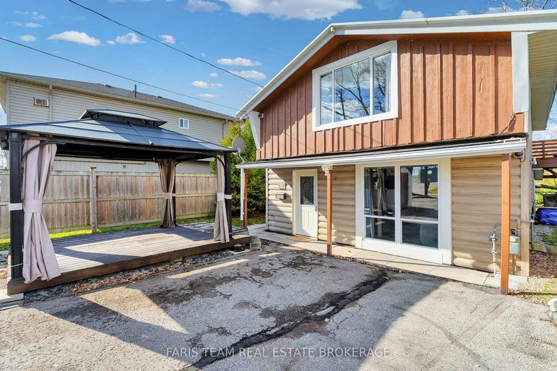 3 Courtland St, Orillia, L3V 1A4 | Image 3