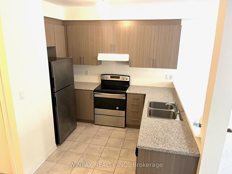 8 Bedford Estates Cres, Barrie, L4N 9K6 | Image 3