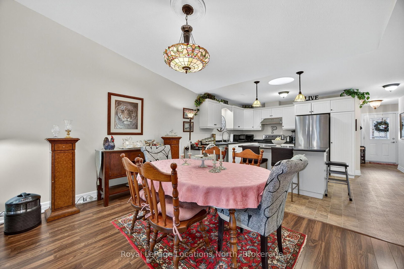 Townhouse for sale at 19 Chestnut Lane, Wasaga Beach, Ontario, L9Z 0G4 - Wasaga Beach - MLS: S12523074