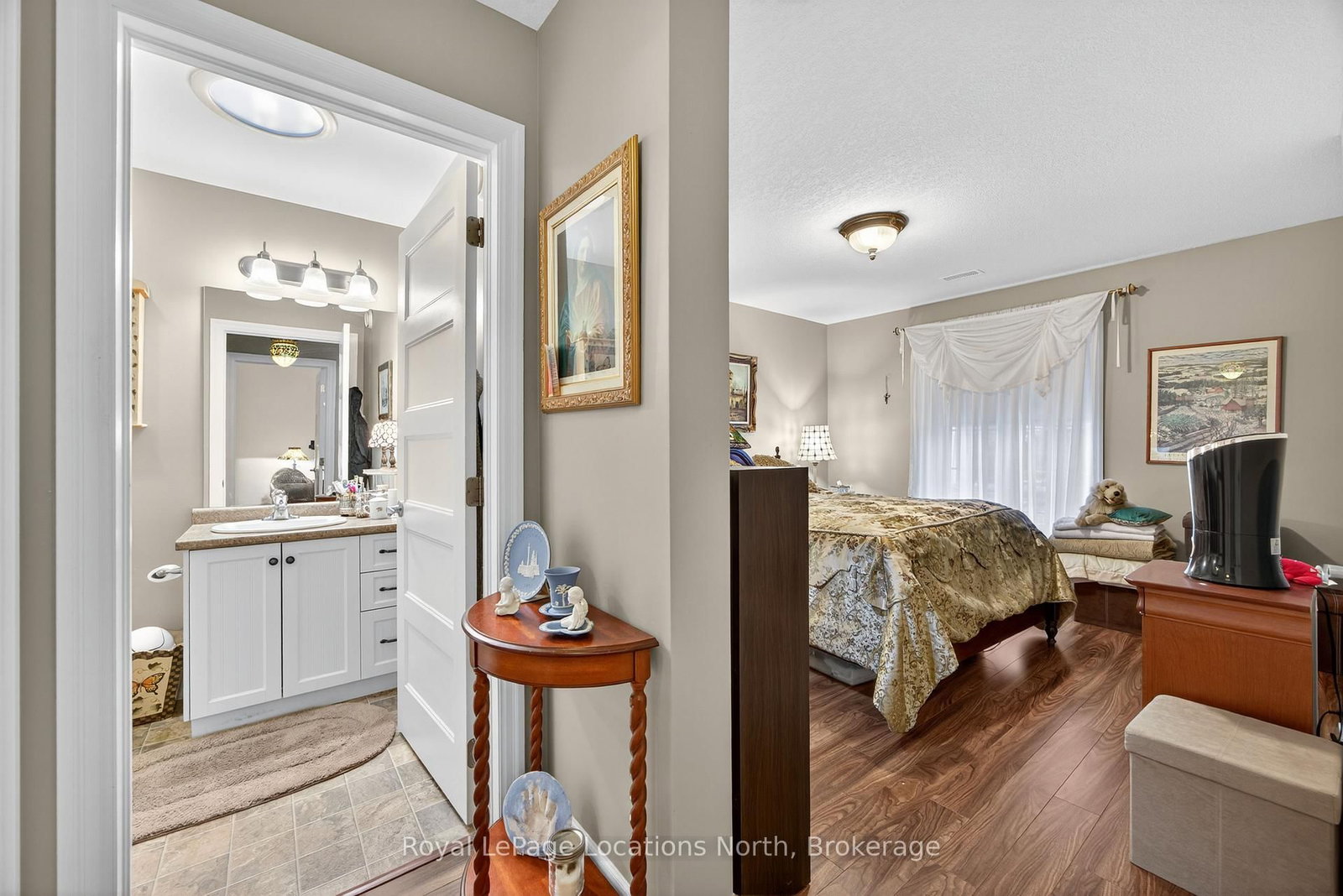 Townhouse for sale at 19 Chestnut Lane, Wasaga Beach, Ontario, L9Z 0G4 - Wasaga Beach - MLS: S12523074