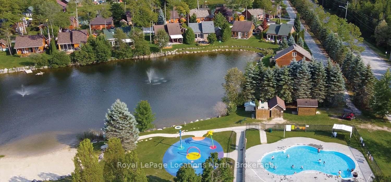 Townhouse for sale at 19 Chestnut Lane, Wasaga Beach, Ontario, L9Z 0G4 - Wasaga Beach - MLS: S12523074