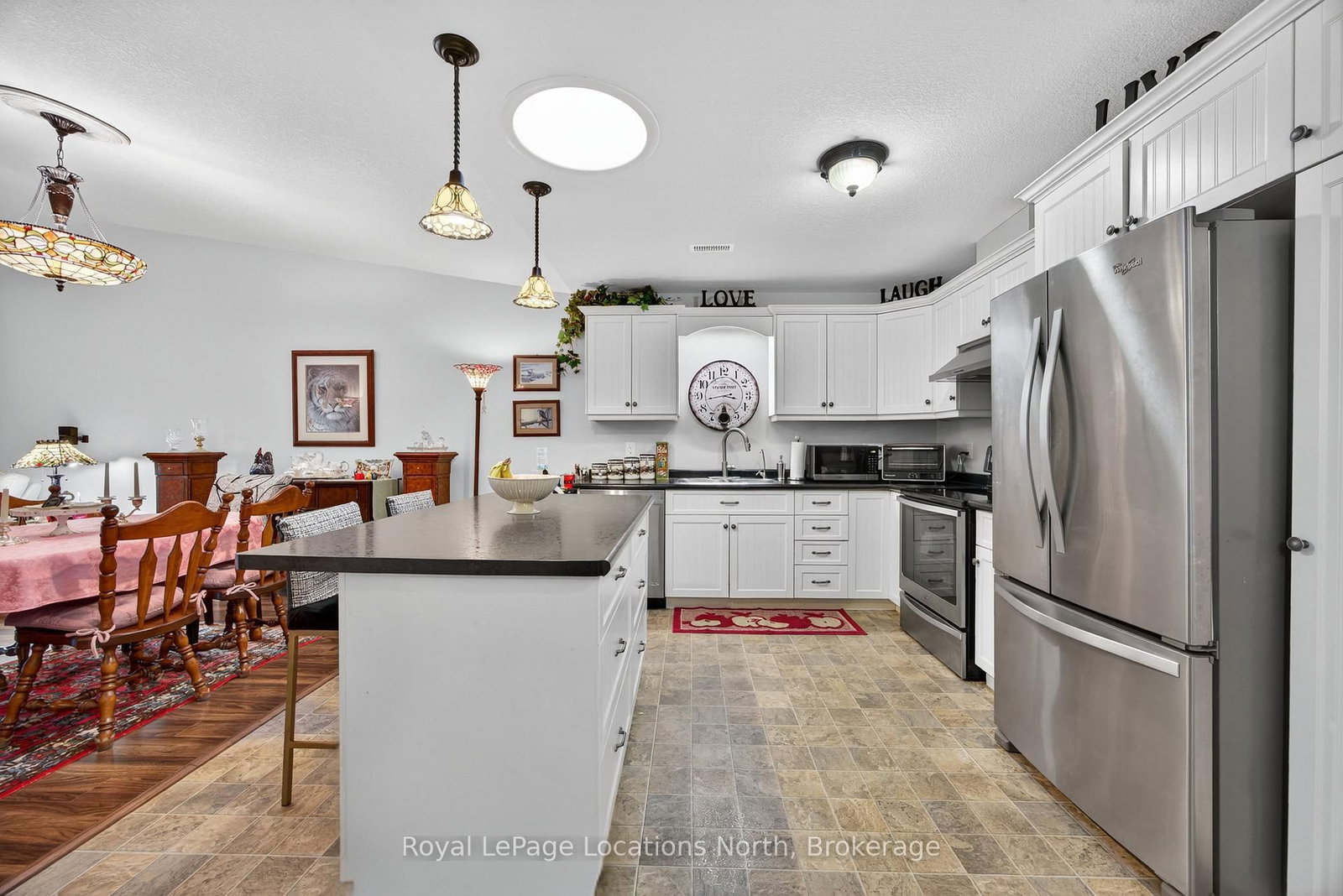 Townhouse for sale at 19 Chestnut Lane, Wasaga Beach, Ontario, L9Z 0G4 - Wasaga Beach - MLS: S12523074