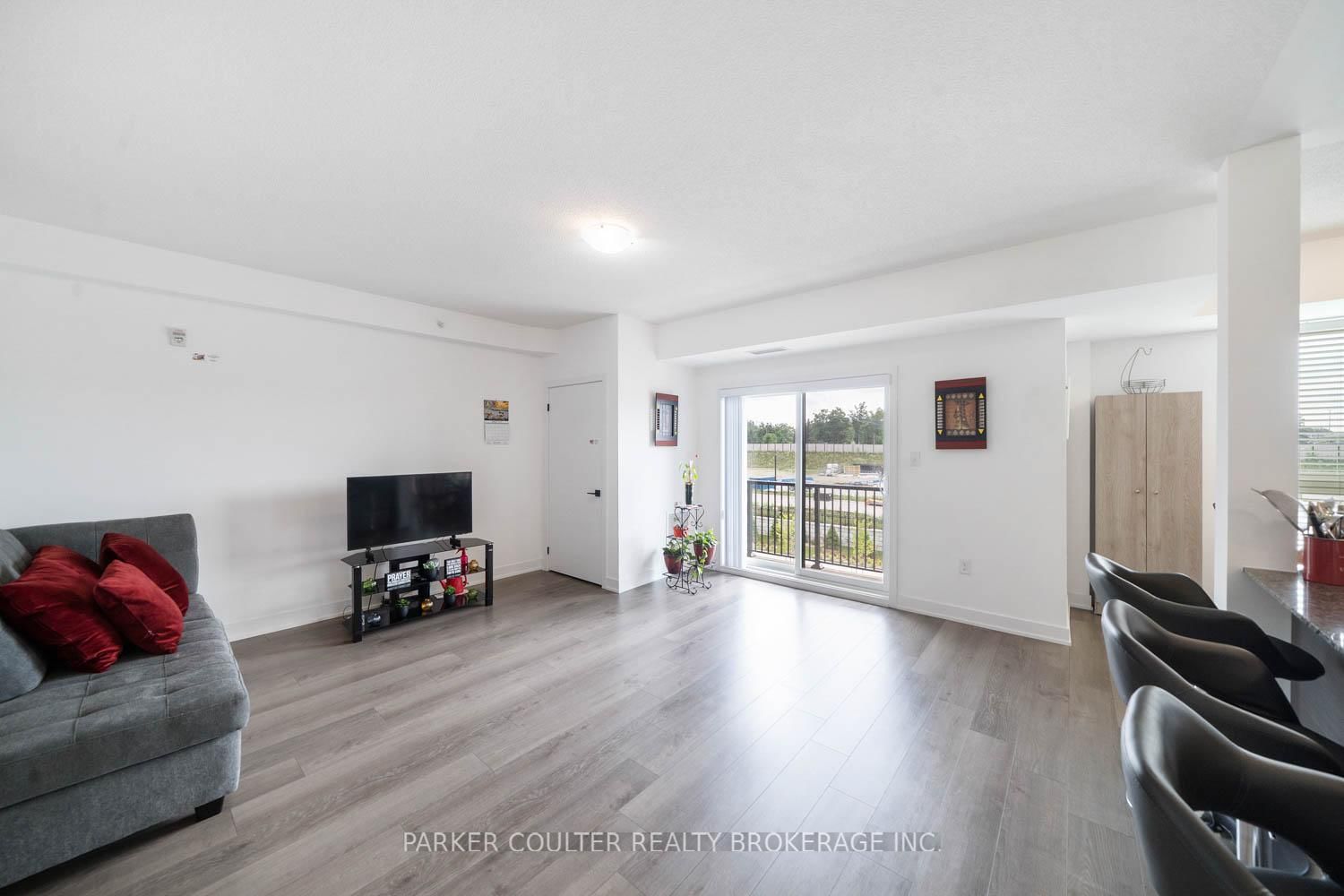 6 Spice Way, Unit 312 - Photo 8