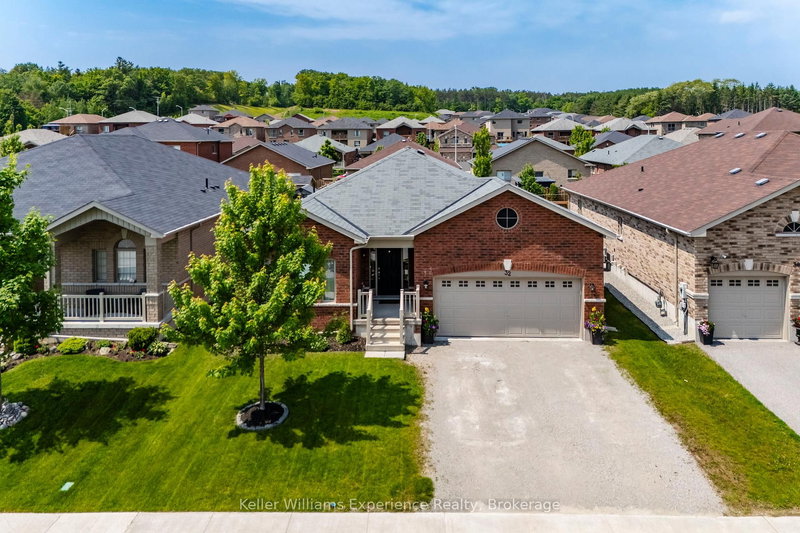 32 Hatton Dr, Penetanguishene, L9M 0V6 | Image 2