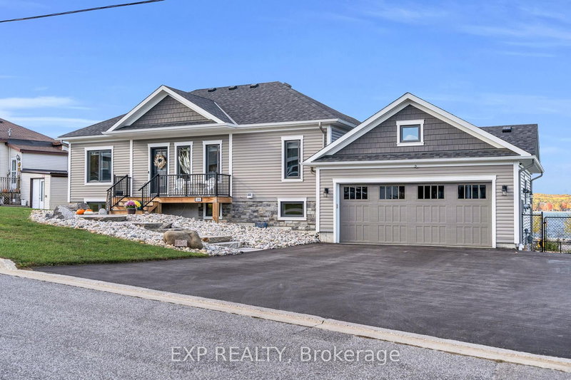 244 Frank St, Midland, L4R 1H4 | Image 3