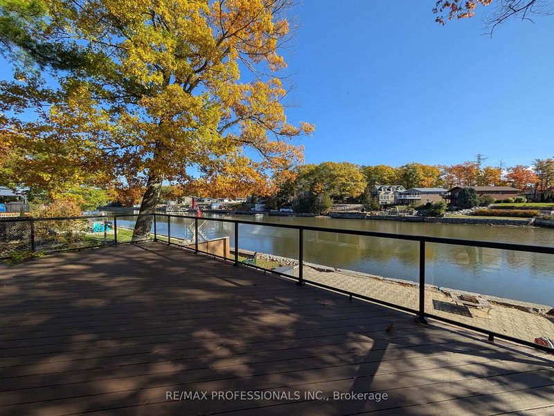 1103 Mosley St, Wasaga Beach, L9Z 2G1 | Image 3