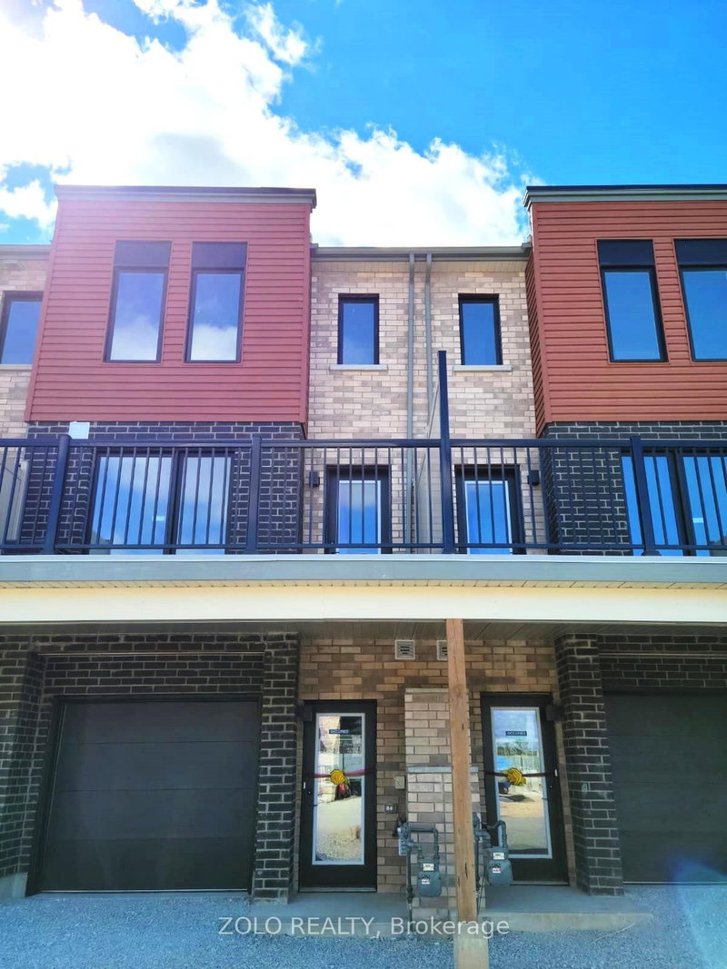 119 Fairlane Ave, Barrie, L9J 0M5 | Image 2