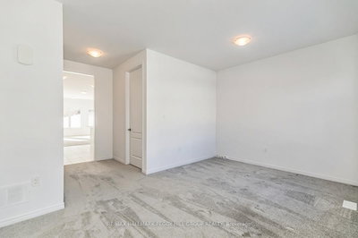 98 Isabella Drive, Orillia, Ontario image-0-3