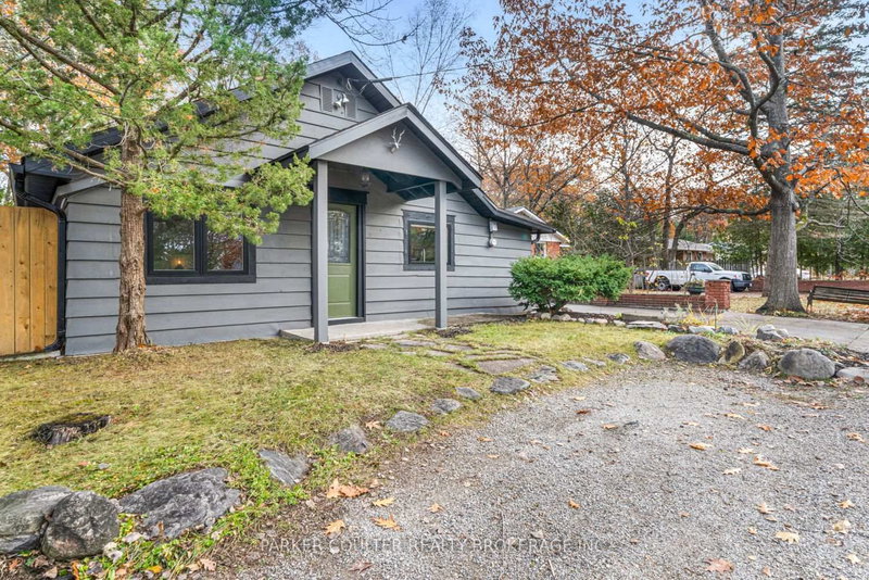 283 Tiny Beaches Rd S, Tiny, L0L 2J0 | Image 2