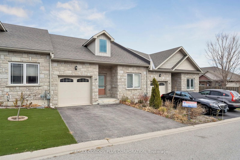 14 Danny Dr, Orillia, L3V 0G3 | Image 2