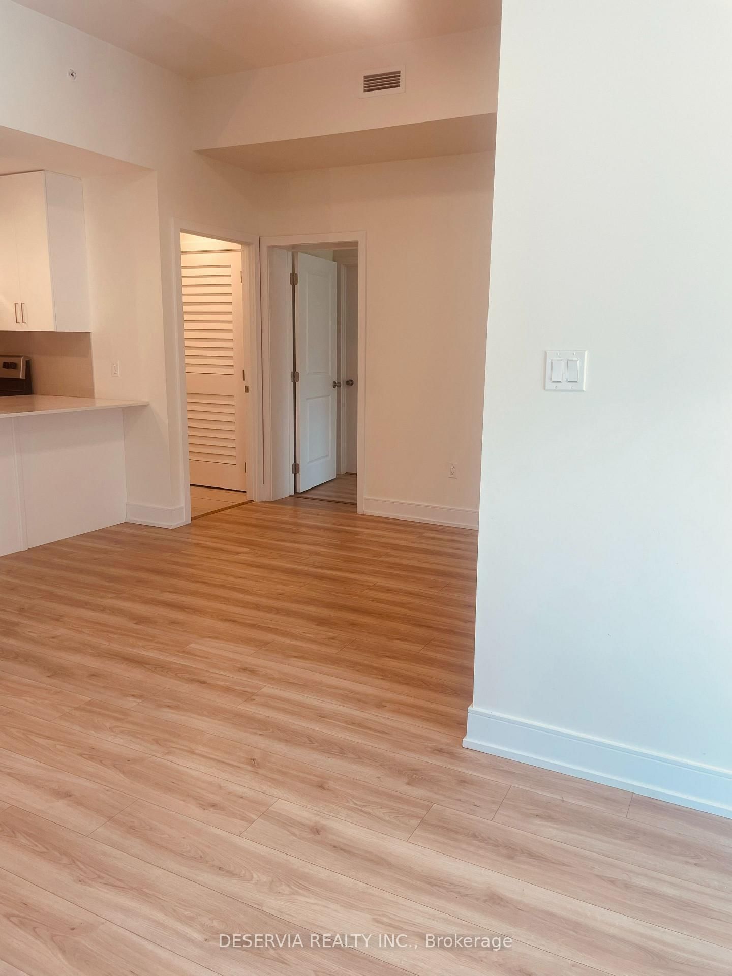 Condo for lease at Unit 205-121 Mary Street, Clearview, Ontario, L0M 1G0 - Creemore - MLS: S12560940