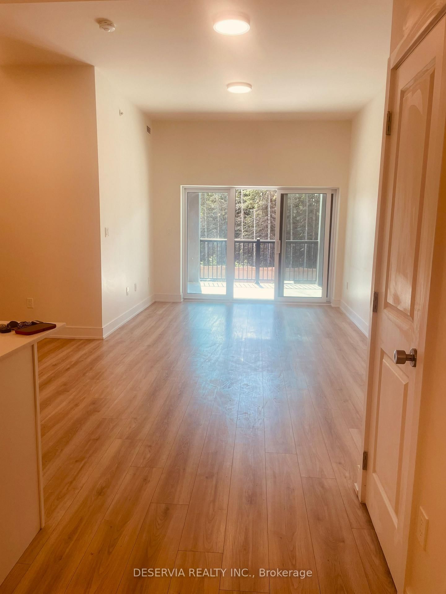 Condo for lease at Unit 205-121 Mary Street, Clearview, Ontario, L0M 1G0 - Creemore - MLS: S12560940