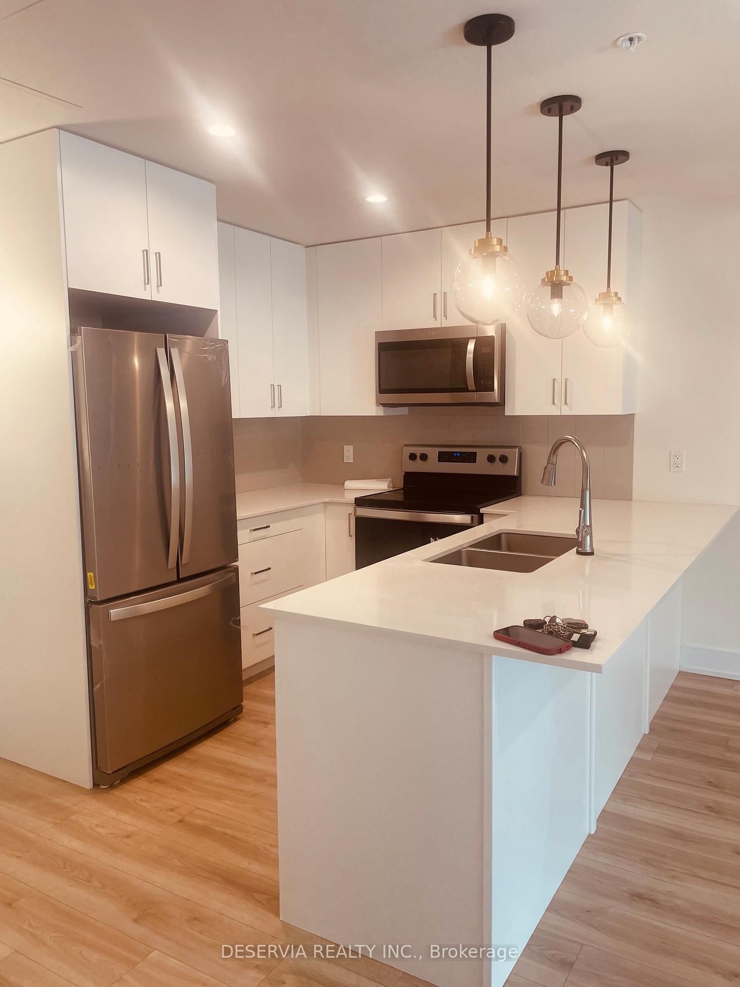 Condo for lease at Unit 205-121 Mary Street, Clearview, Ontario, L0M 1G0 - Creemore - MLS: S12560940