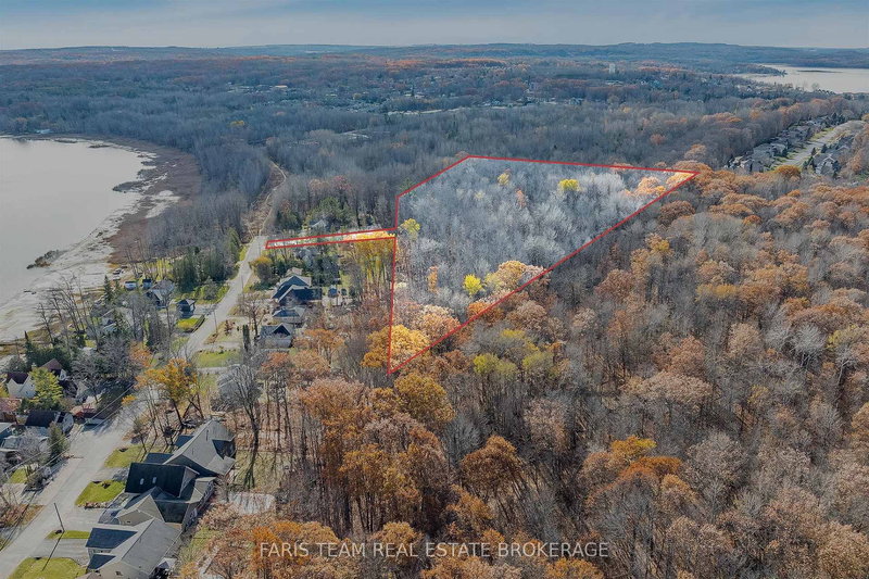 home for sale on 433 Robins Point Road