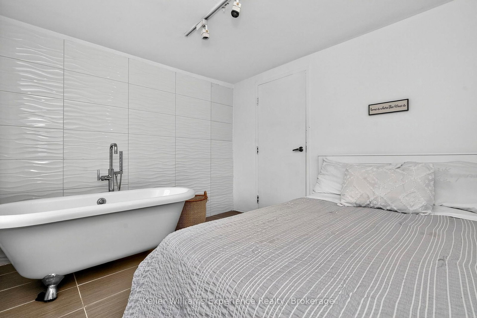 49 Mary Street - Photo 24