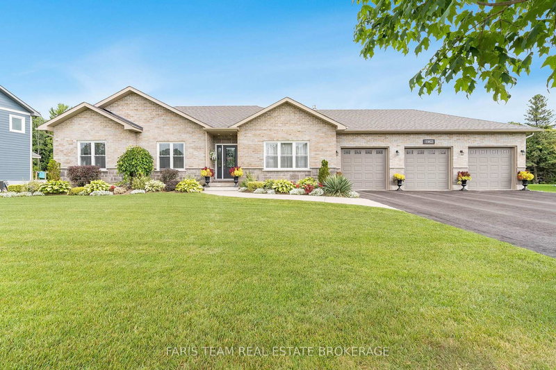 1962 Elana Dr, Severn, L3V 0C2 | Image 3