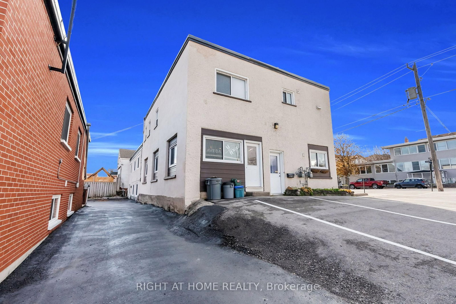 32 Matchedash Street N - Photo 3