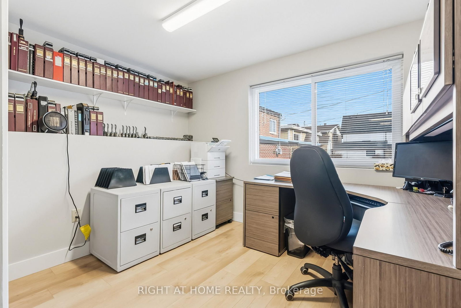 32 Matchedash Street N - Photo 37