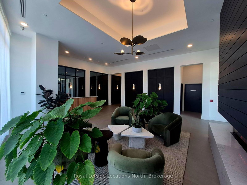 322 - 31 Huron St, Collingwood, L9Y 5T7 | Image 3