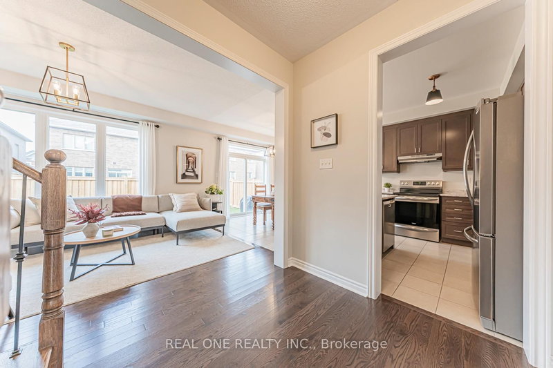 28 Kerr St, Collingwood, L9Y 4B6 | Image 3