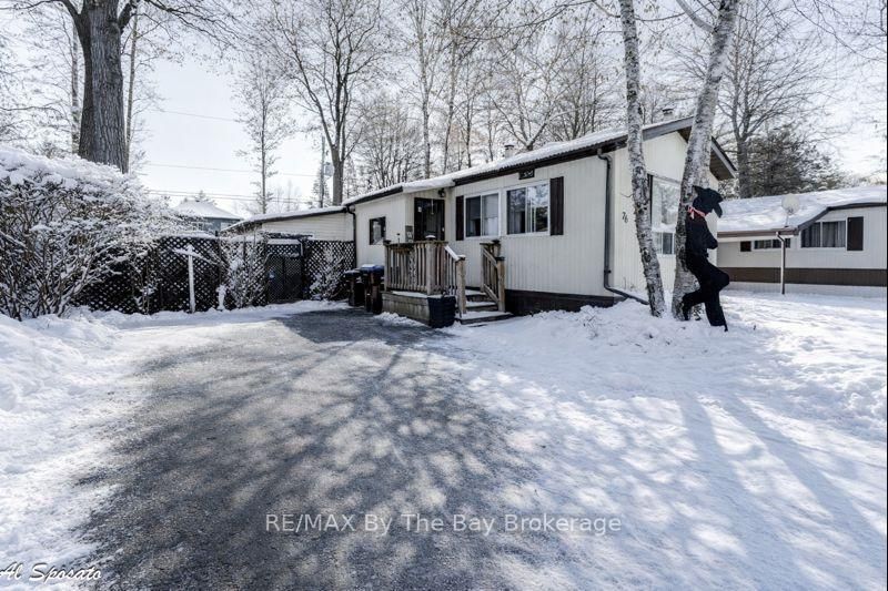 home for sale on 76 Georgian Glen Drive