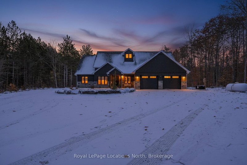 3511 Rainbow Valley Rd W, Springwater, L0M 1S0 | Image 2