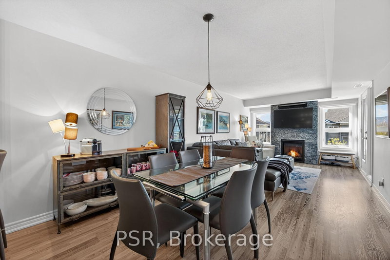 307 - 4 Cove Crt, Collingwood, L9Y 0Y6 | Image 3