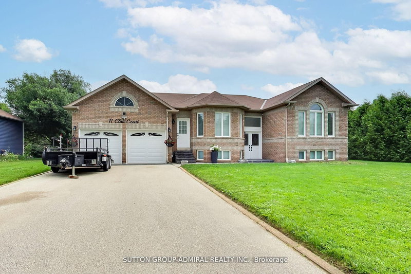 11 Club Crt, Wasaga Beach, L9Z 1J8 | Image 2