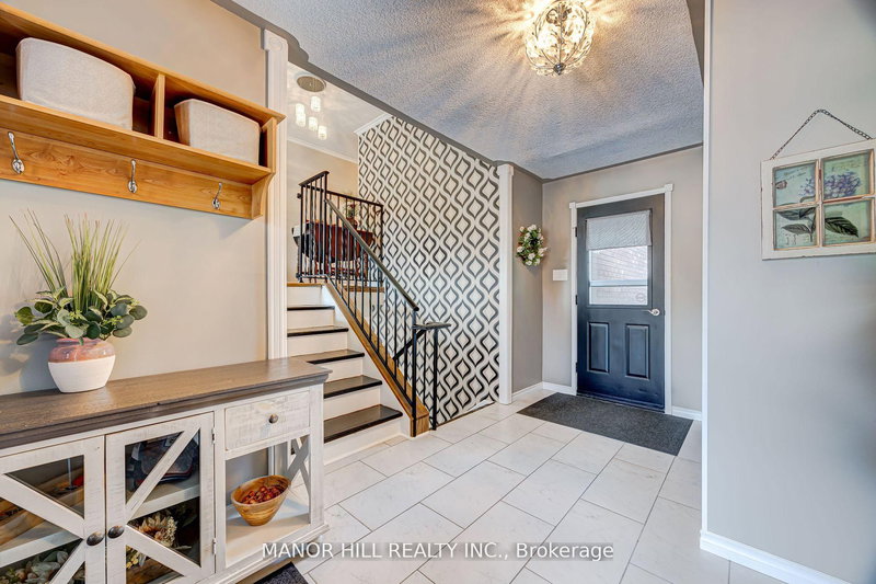 444 William St, Midland, L4R 2S6 | Image 3